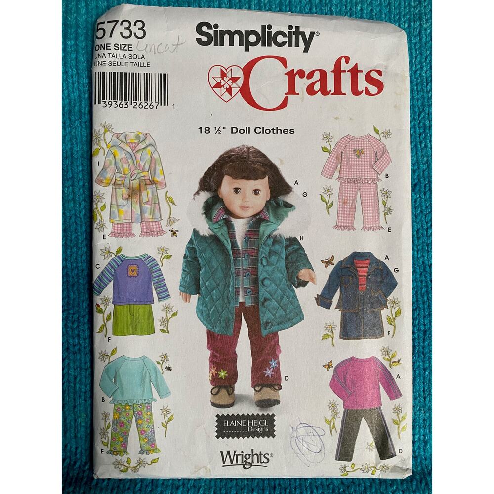 Simplicity sewing pattern  5733 18" doll clothes